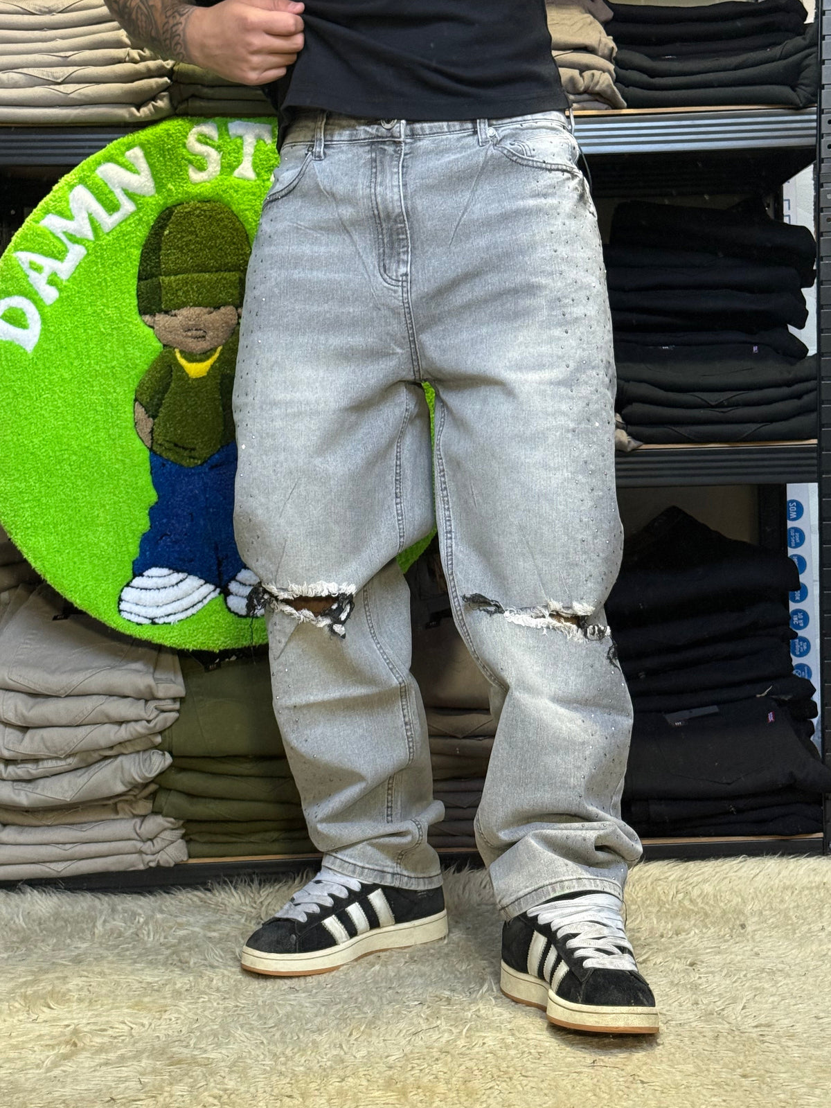 JEANS MOM GRIS CLARO