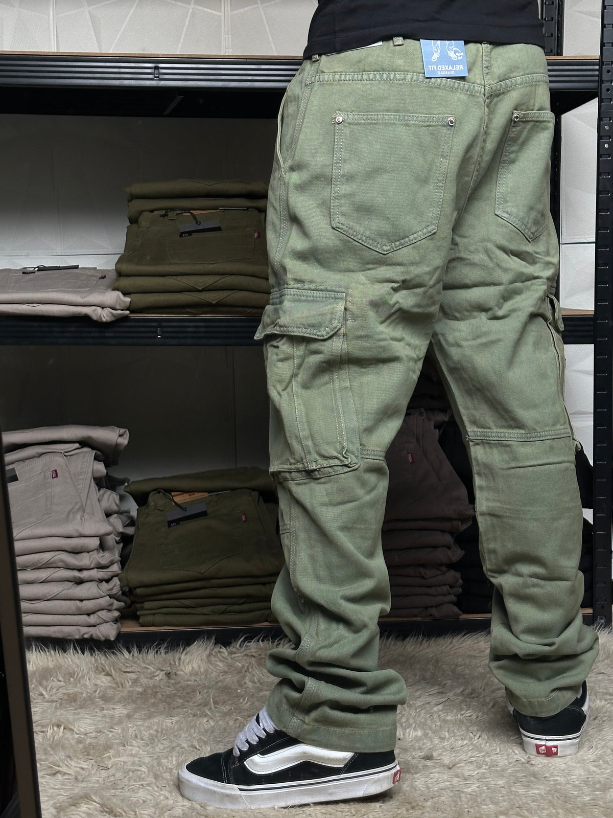 JEANS CARGO VERDE
