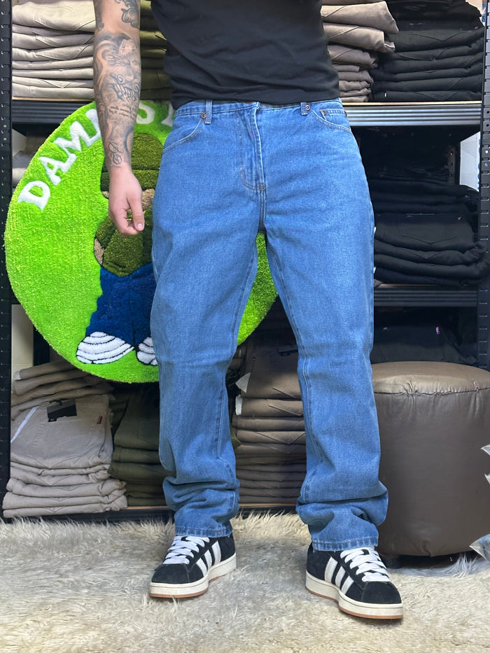 JEANS AZUL CLARO CLÁSICO