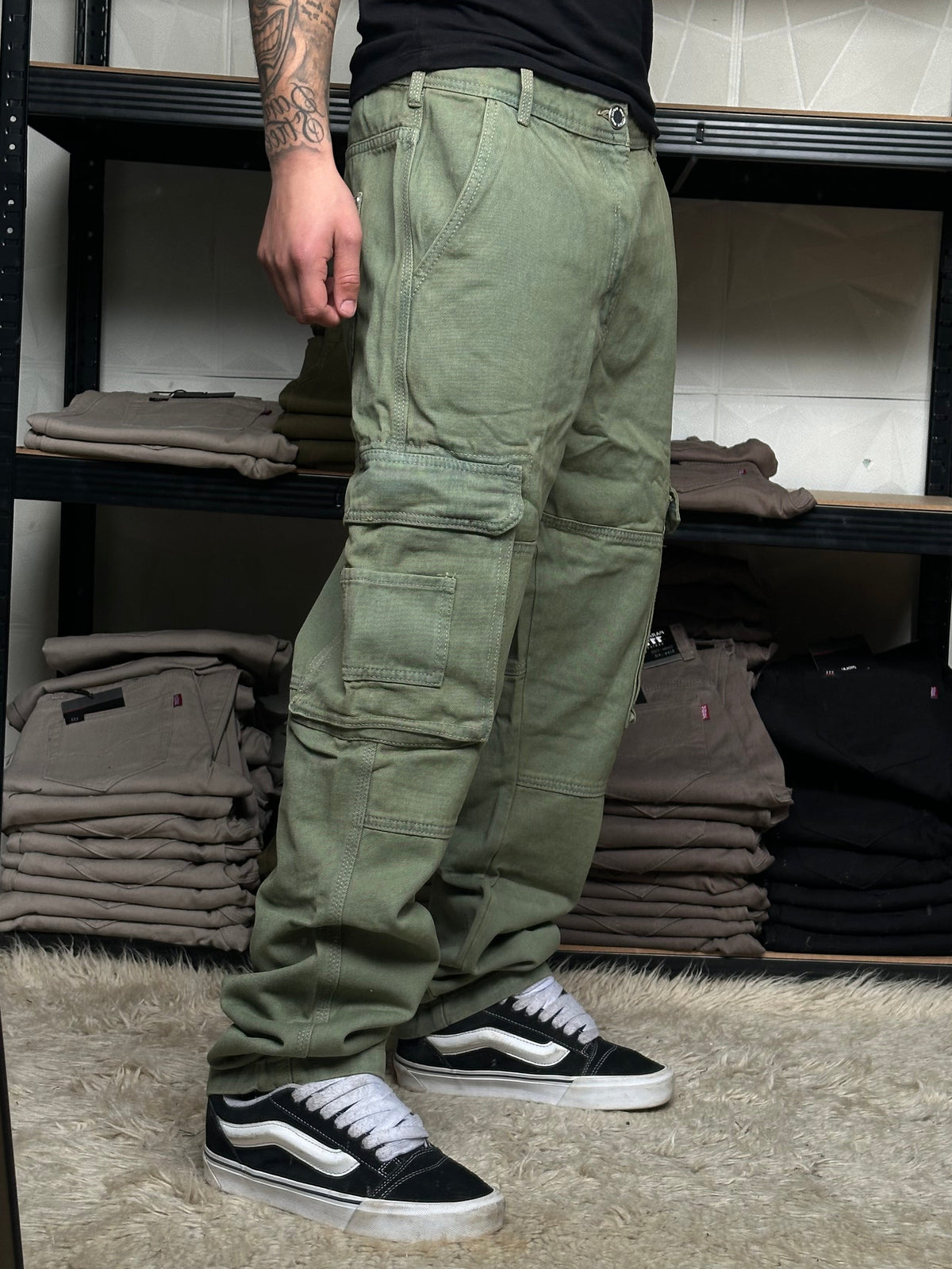 JEANS CARGO VERDE