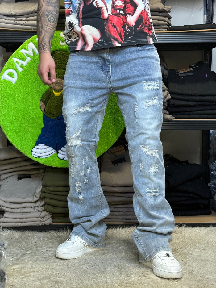 FLARE JEANS