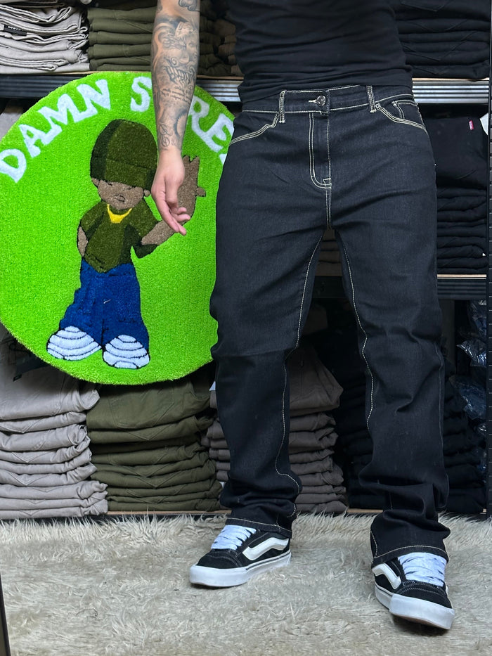 JEANS NEGRO COSTURA CLÁSICO