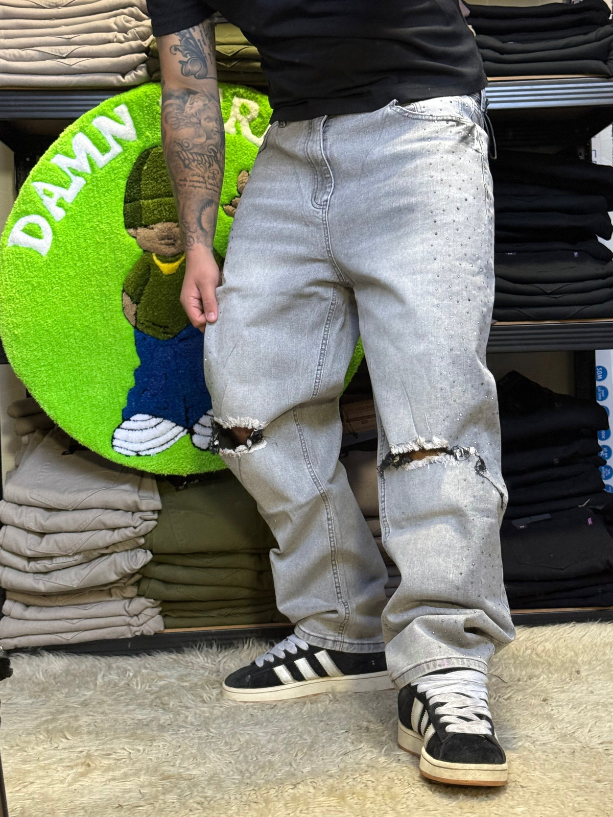 JEANS MOM GRIS CLARO