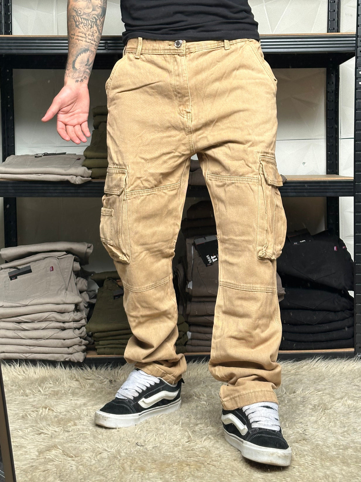 JEANS CARGO MOSTAZA