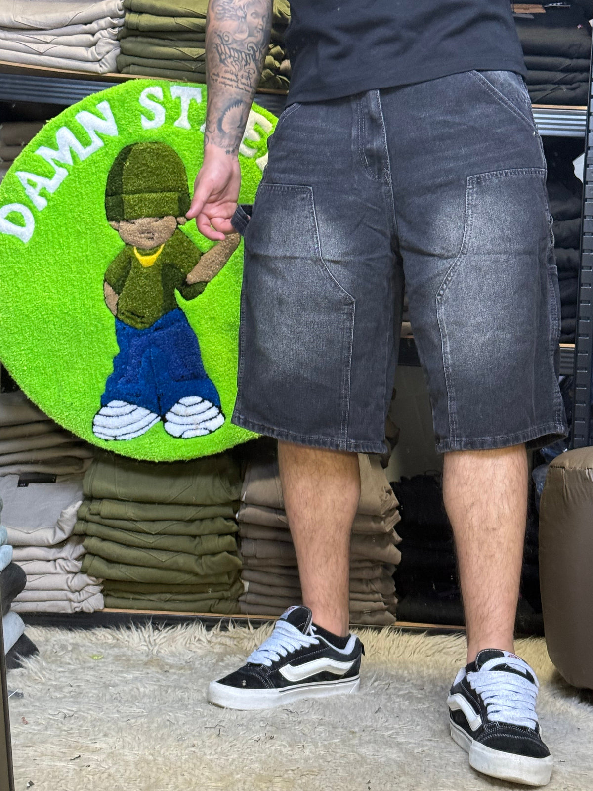 SHORT CARPINTERO NEGRO