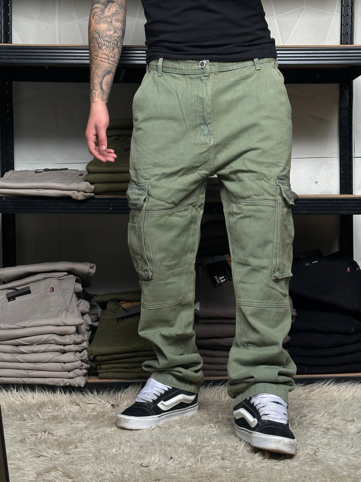 JEANS CARGO VERDE